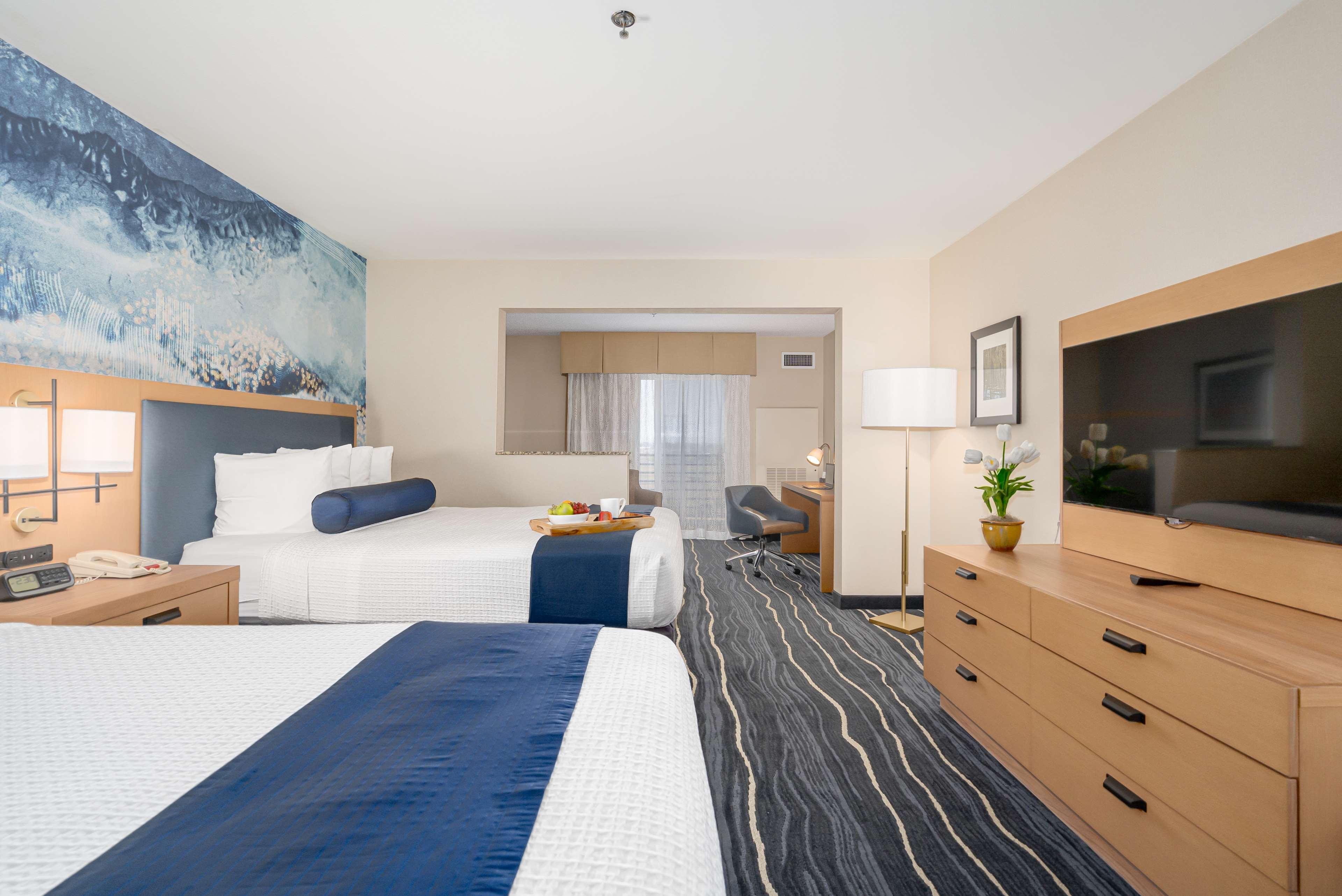 Best Western Plus Marina Gateway Hotel National City Bagian luar foto